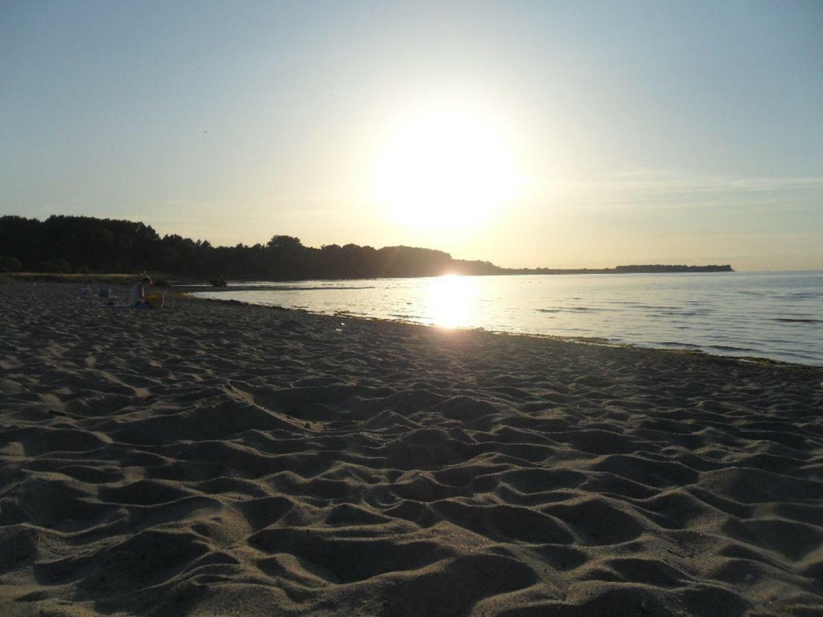 Krahennest Am Ostseestrand - Abc52 By Abcwismar Zierow Eksteriør billede